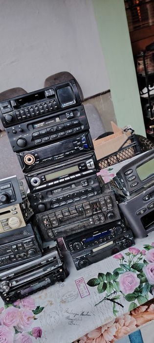 Продавам СД и касетофони 20б