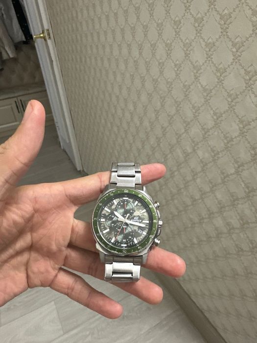 Casio часы серебристый