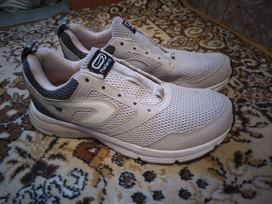 Спортни дамски маратонки от Холандия