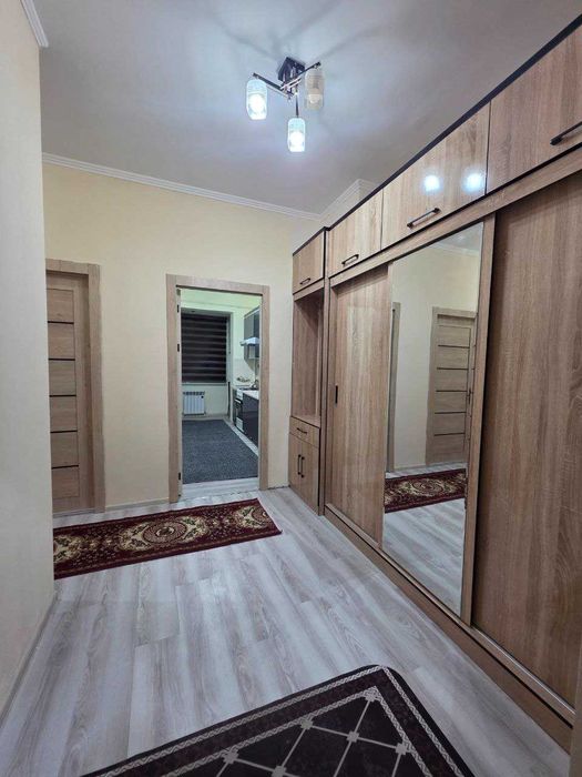 Продаётся 2х комн квартира на 2 этаже Ор-р 7 микрорайон