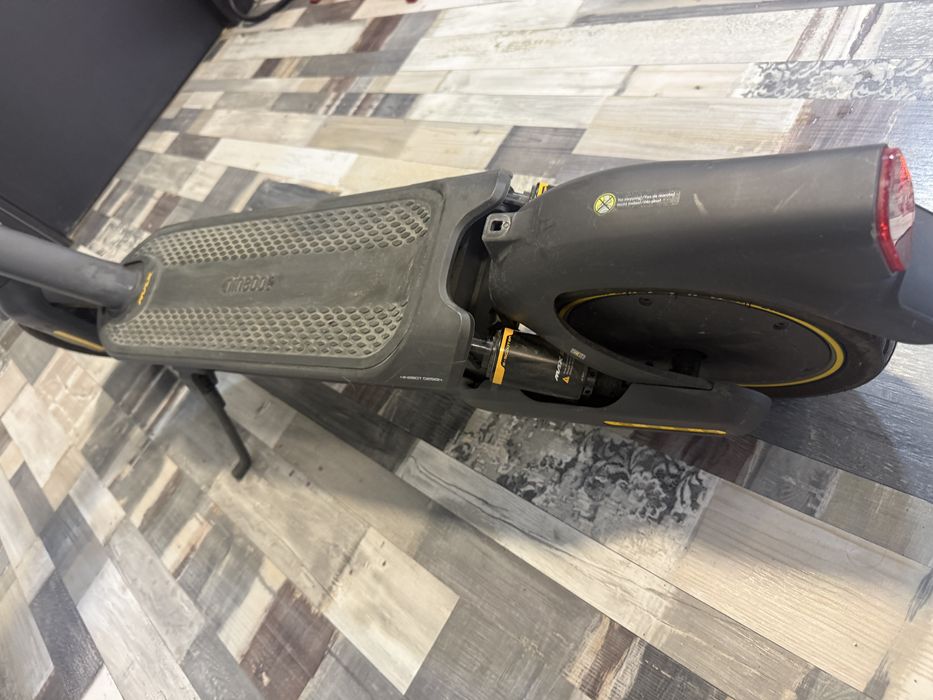 Trotineta Electrica Ninebot Max G2
