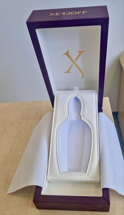 Cutii goale parfum