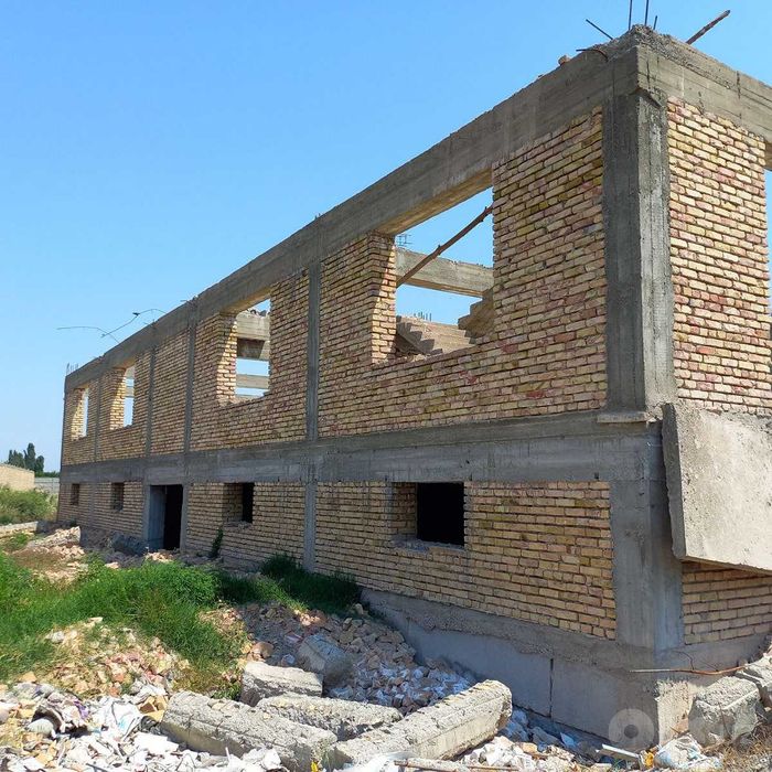 "Intensiv yopiq suv aylanma tizimi usulida baliq etishtirish" binosi