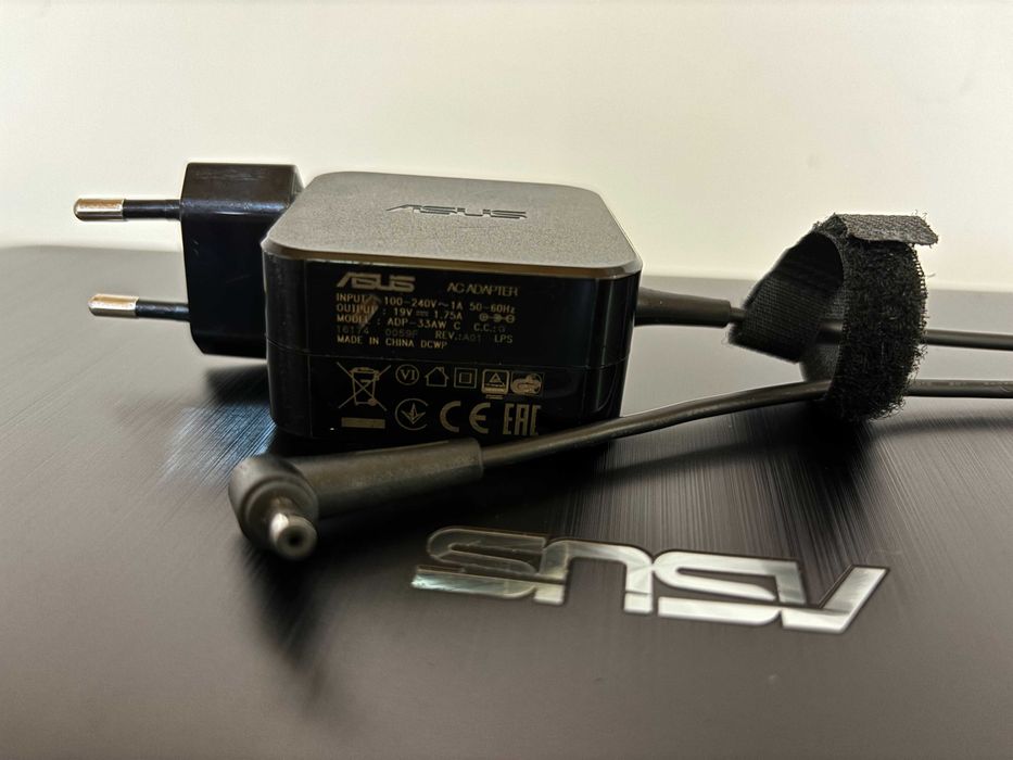 Лаптоп ASUS A540S