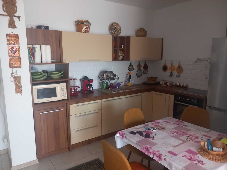 De inchiriat apartament cu 2 camere in bloc nou