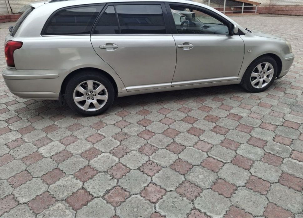 Тойота Авенсис  05г. универсал