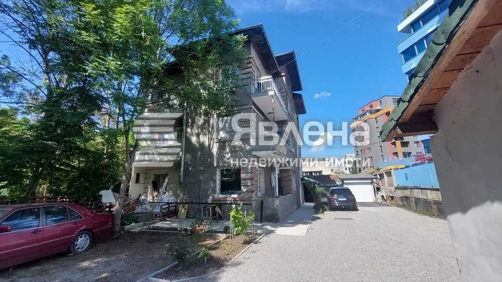 Продава се Четиристаен апартамент в София, Център - 113 кв.м за 1287 €/кв.м - Снимка #5