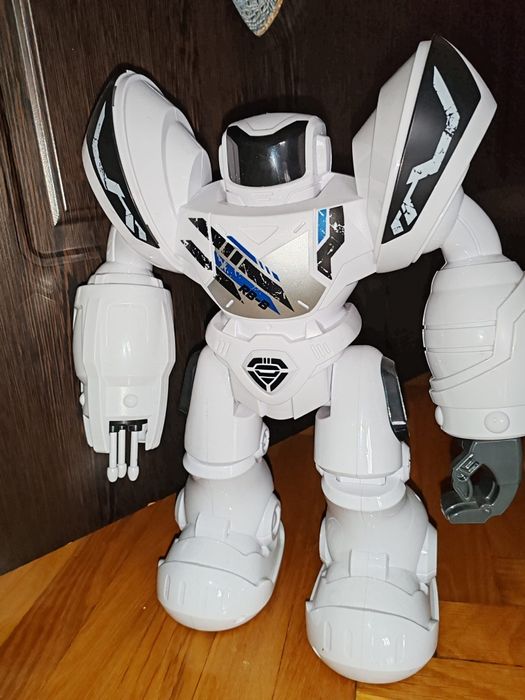 Robot de jucarie YCOO