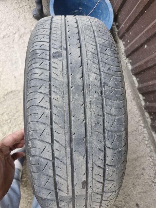 Камри запаски 2 шт R16 R17