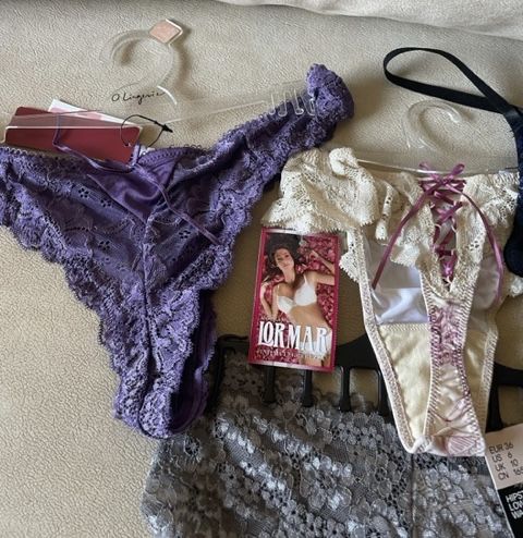 Сатенена дълга нощница с горна част