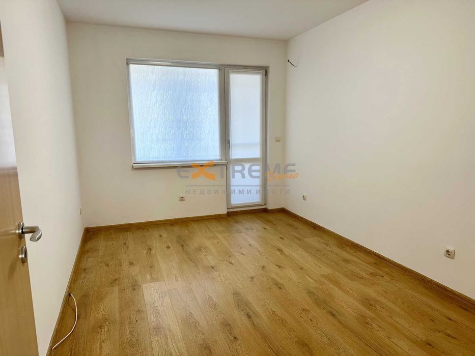 Дава се под наем Офис в Варна, Лятно кино Тракия - 111 кв.м за 484.5 € - Снимка #9