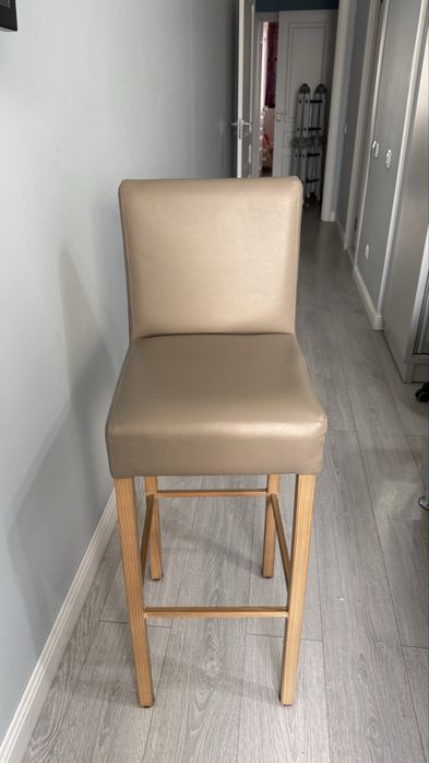 Стул для салона красоты