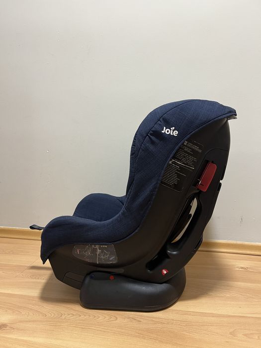 Продам отличное автокресло