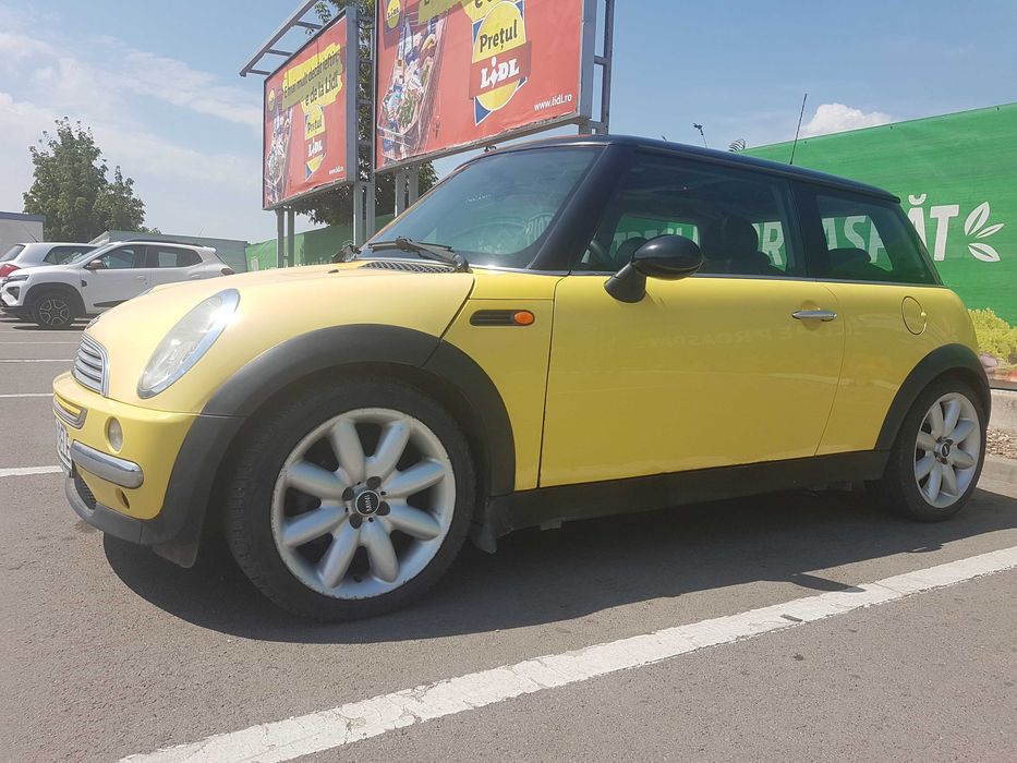 Vând Mini Cooper
