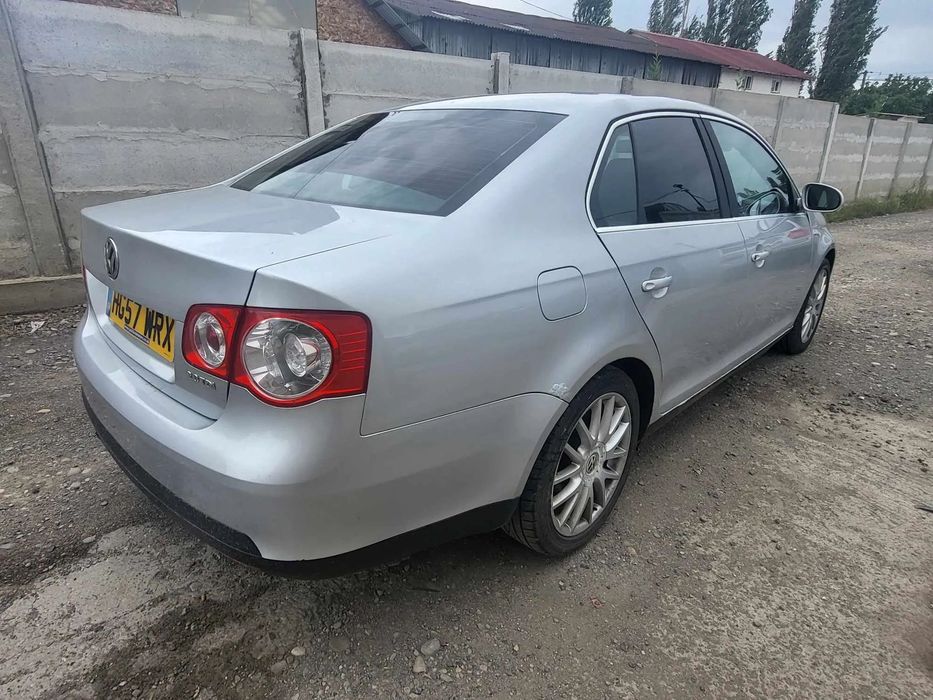 Usa spate stanga Volkswagen Jetta 2007