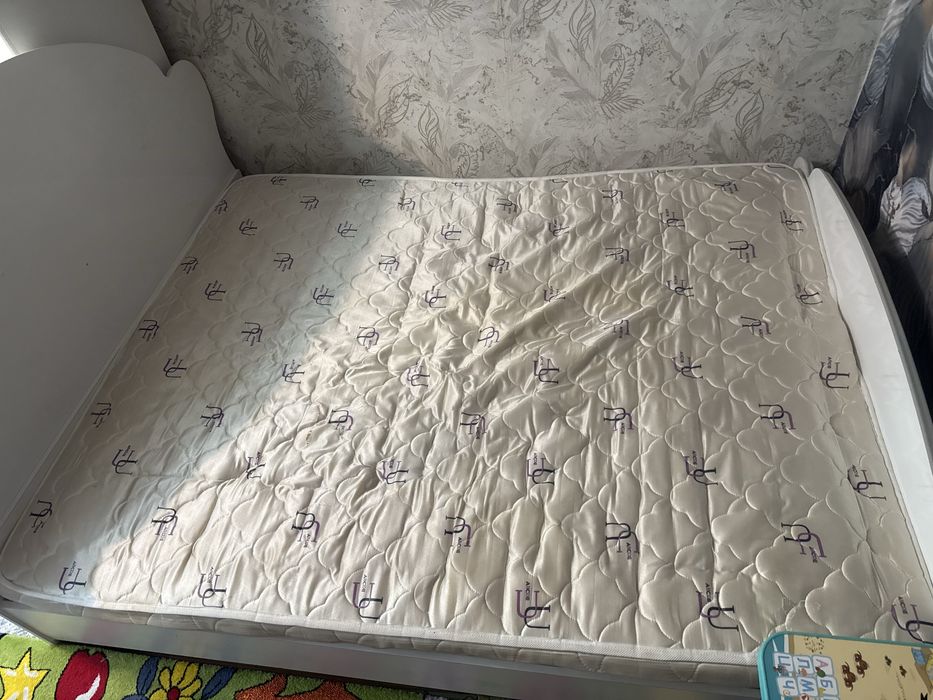 Срочно продам кровать