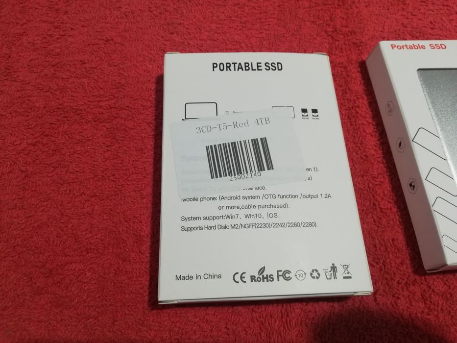SSD 4TB хард диск чисто нов неупотребяван 36 месеца гаранция