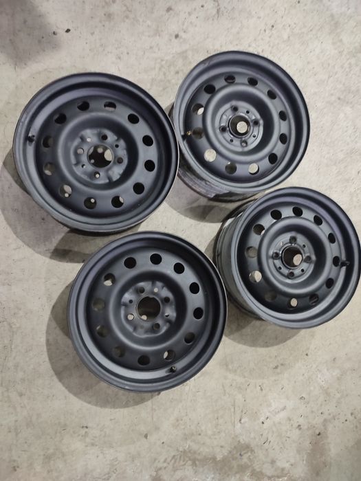 Продам комплект дисков. 4/98 ВАЗ