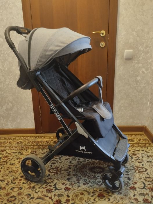 Стульчик для кормления + прогулочная коляска