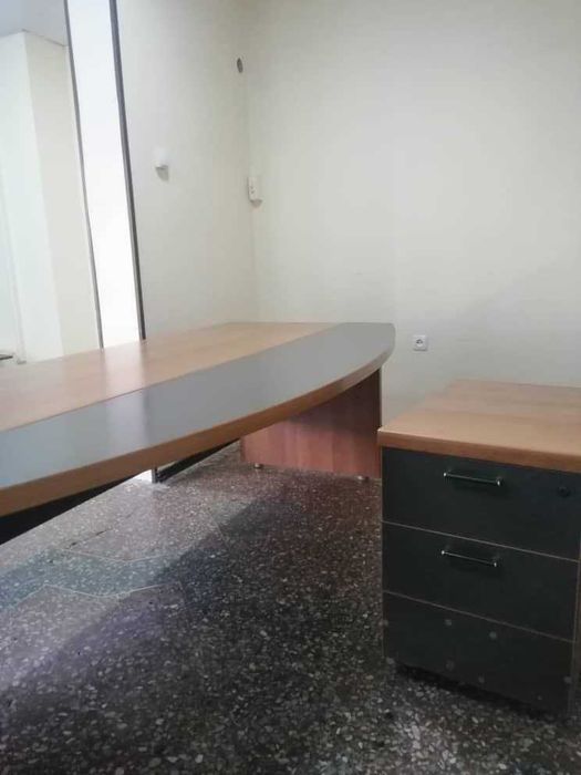 Продаётся стол, немецкий, качественный, как новый