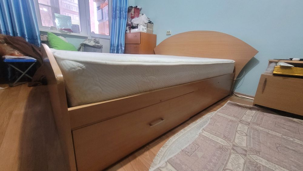 Продам шкаф и кровать