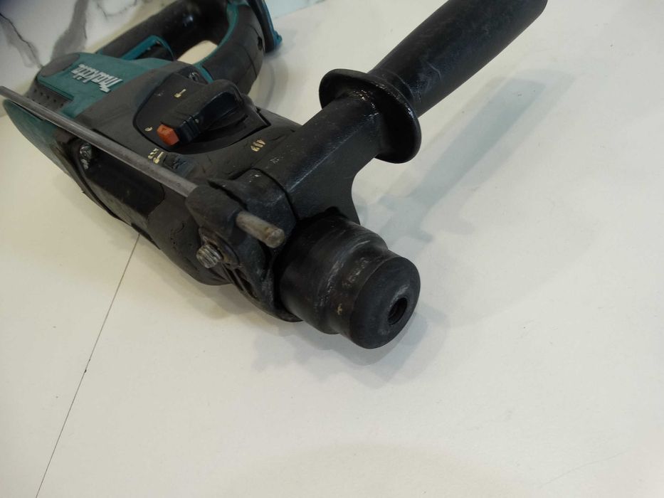 Makita DHR 202 - Акумулаторен перфоратор