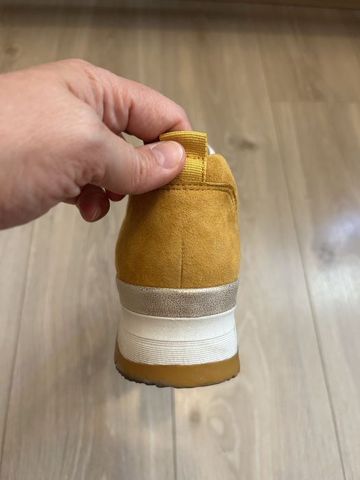 Sneakers Tamaris, mustar, 37, piele intoarsa