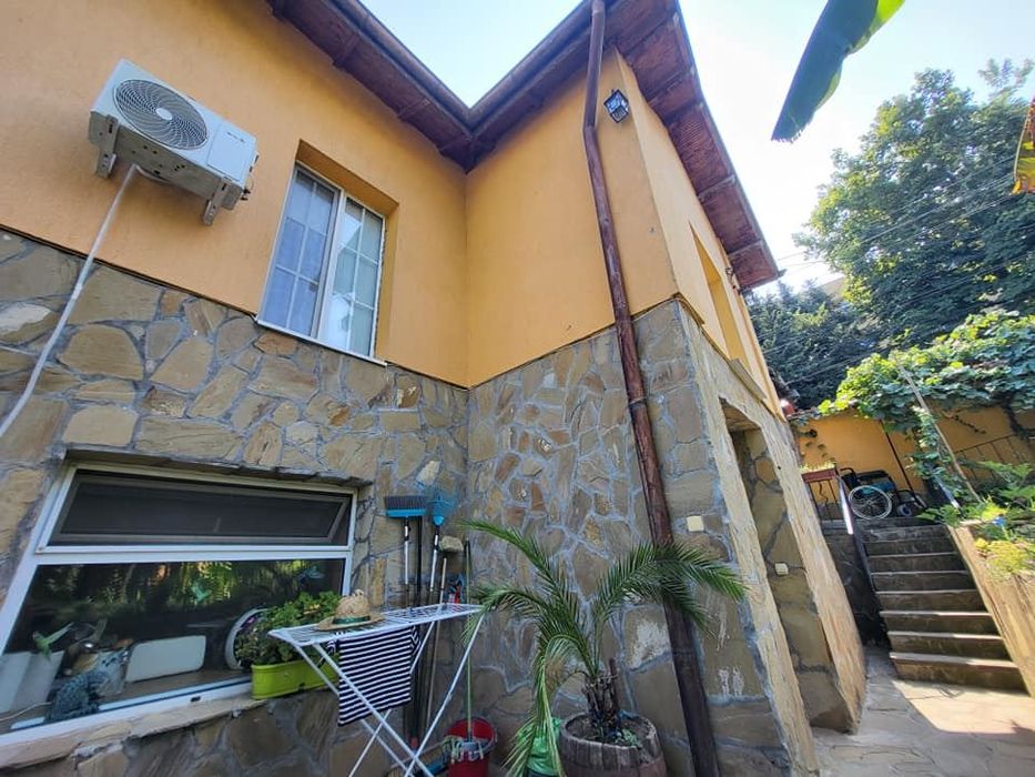 Продава се Къща в Червен бряг - 150 кв.м за 600 €/кв.м - Снимка #1