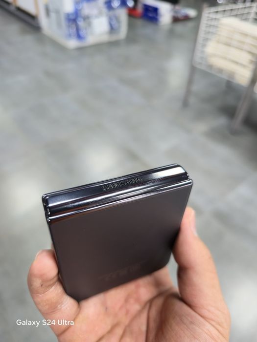 Samsung Z Flip 4