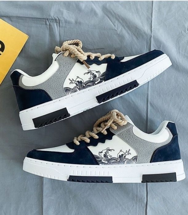 Кроссовки 44-45 размер новые