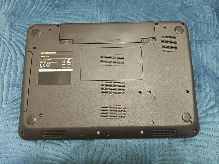 Ноутбук Dell i3, 3/750GB