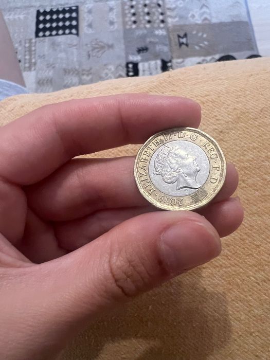 Moneda 1 Lira Sterlina 2019 (1 Pound) de colecție
