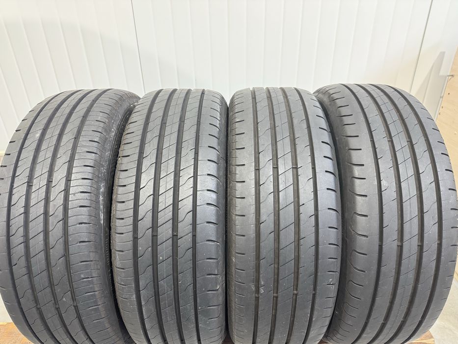Автомобилни гуми 205 60 16 Goodyear