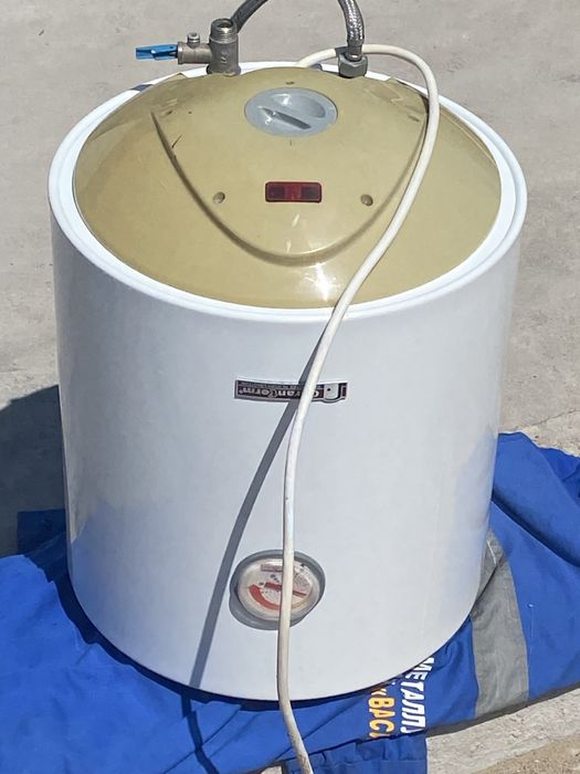 Продам Аристон хорошем состояние