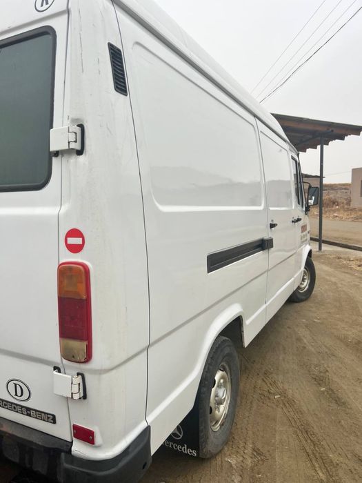 Mersedes-benz sprinter