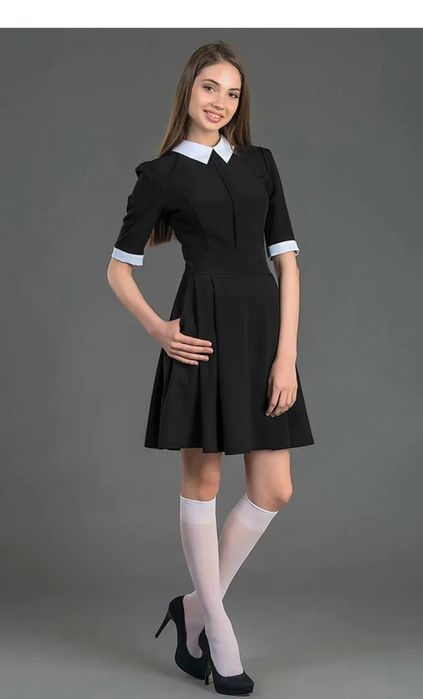 Школьное и базовое платье