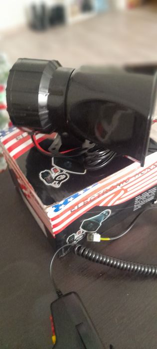 Сигнал электромобильный.