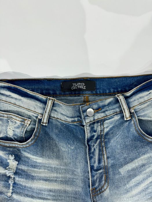 Blugi Albastrii Trapped Culture