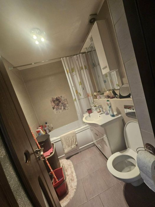 Apartament mobilat  3 camere si 2 bai sau schimb cu casa in sighet