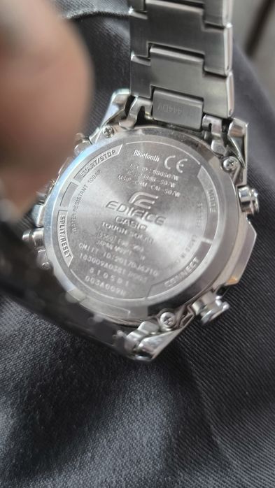 Часы Edifice Casio состояние отличное.