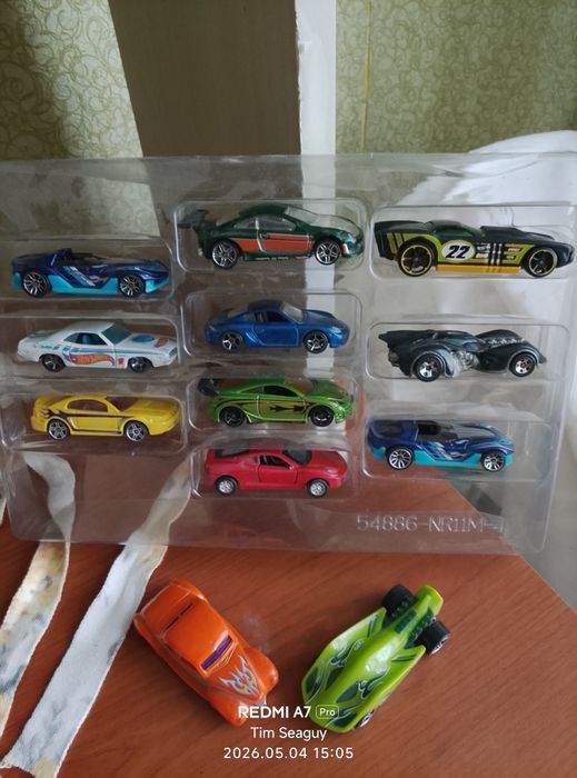 Модельки Hot Wheels Cars, коллекция, машинки