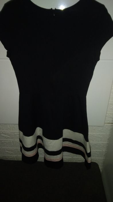 Дамски рокли размер М