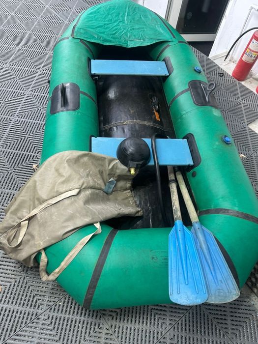 Продам лодку Омегу