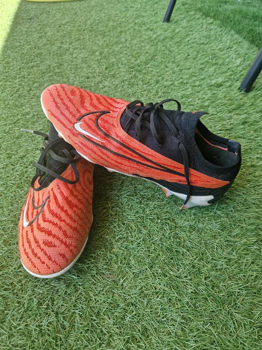 Ghete fotbal nike phantom  Gx 40