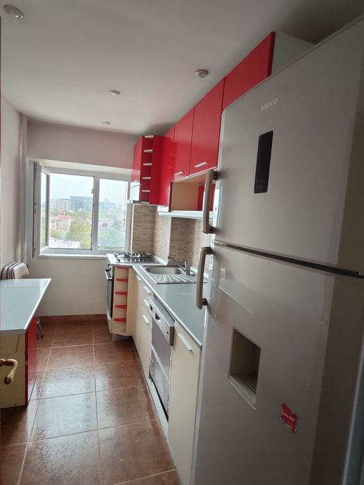 Apartament 3 camere Crangasi 6/10 Vedere Superbă Parc 8 min de Metrou și Piata