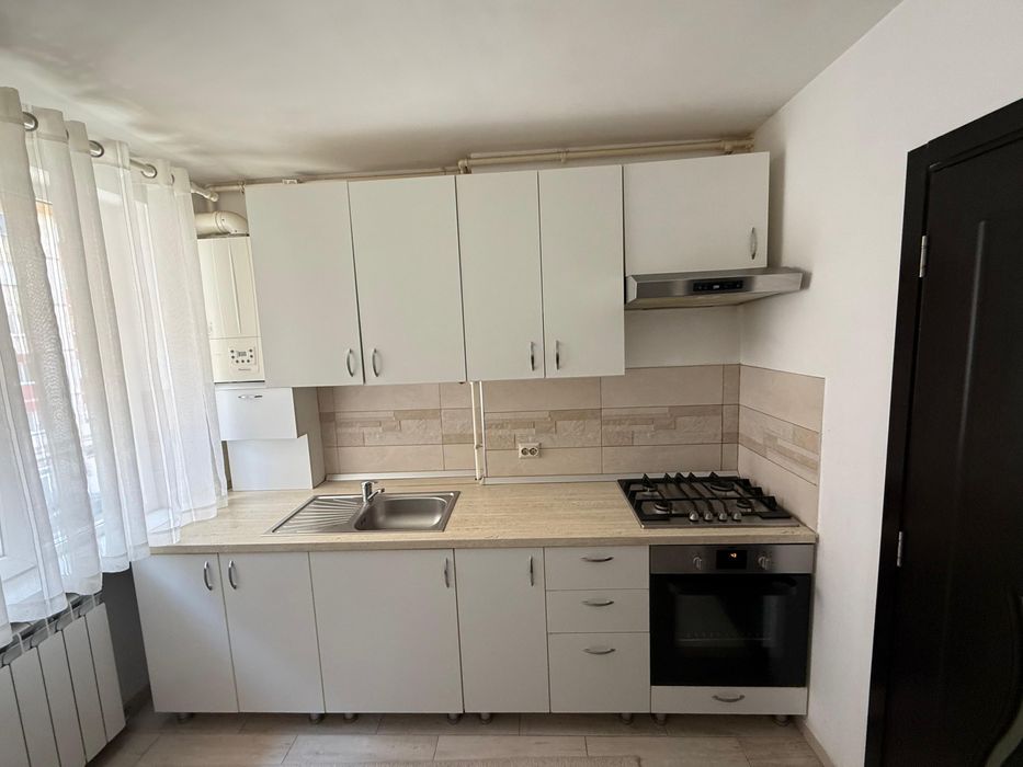Apartament de închiriat