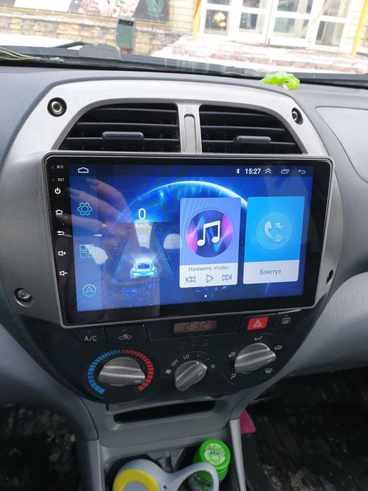 Штатная магнитола Toyota RAV4 00-05