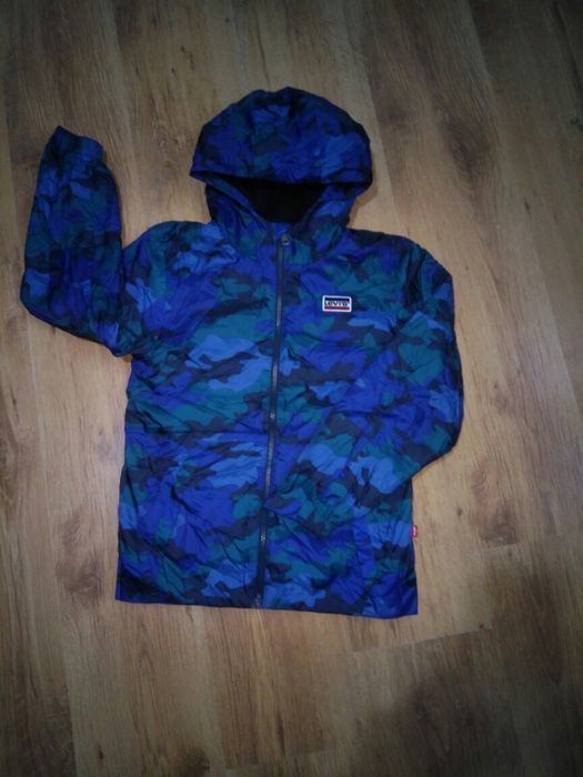 Geaca Levis mărimea 10-12 ani