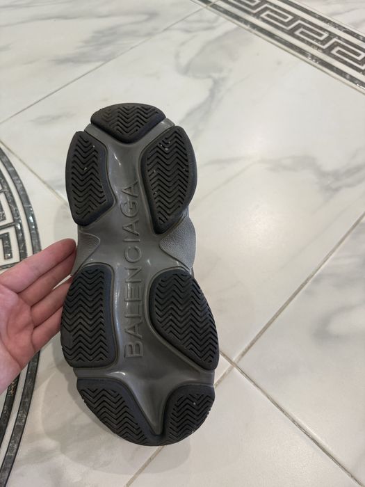 Кросовки женские