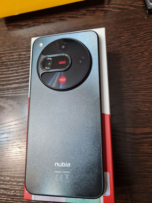 Продам телефон новый